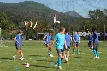 Ogrevanje pred tekmo